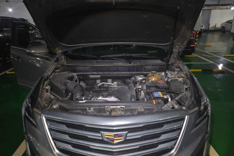 Used Cadillac XT5 2018 28T Four-Wheel Drive Luxury Model Engine Bay