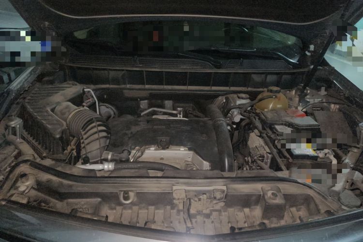 Used Cadillac XT5 2018 25T Luxury Model Engine Bay