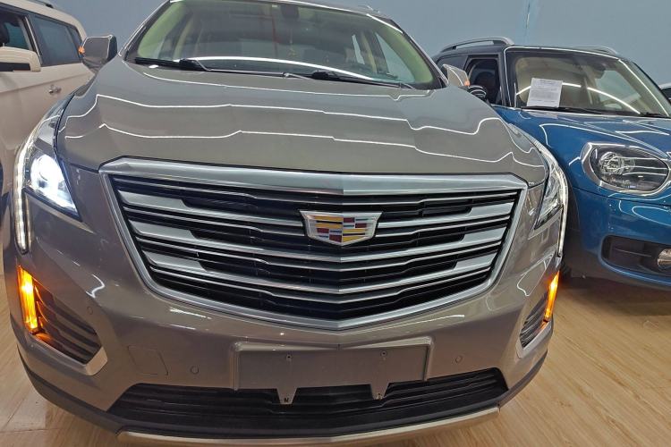 Used Cadillac XT5 2018 25T Luxury Model Front