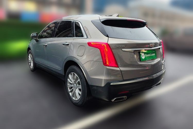 Used Cadillac XT5 2018 25T Luxury Model Rear Left 45 Deg