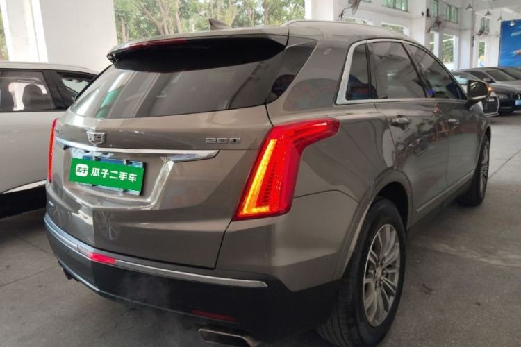 Used Cadillac XT5 2018 28T Four-Wheel Drive Luxury Model Rear Right 45 Deg