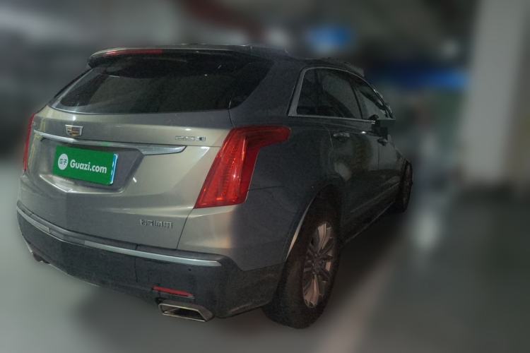 Used Cadillac XT5 2018 25T Luxury Model Rear Right 45 Deg