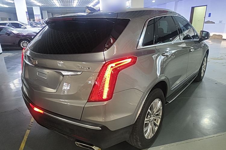 Used Cadillac XT5 2018 25T Luxury Model Rear Right 45 Deg