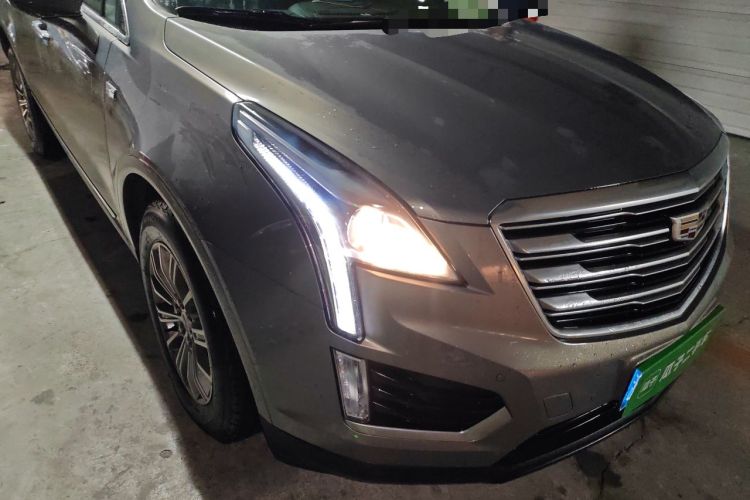 Used Cadillac XT5 2018 25T Luxury Model Right Front Headlight