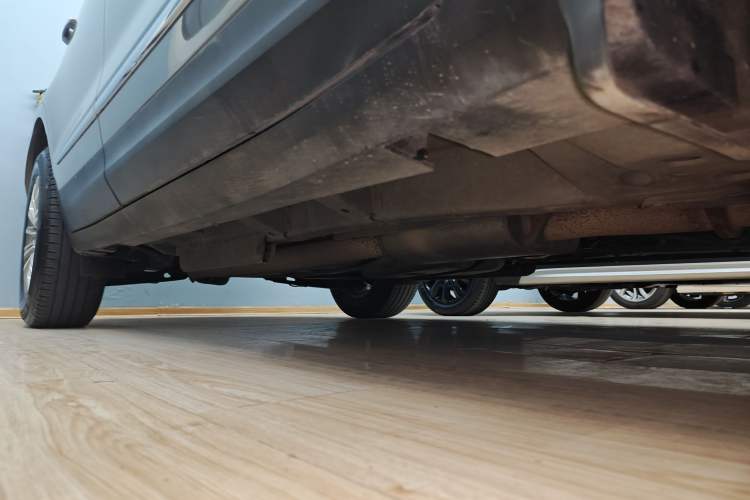 Used Cadillac XT5 2018 25T Luxury Model Right Side Sill