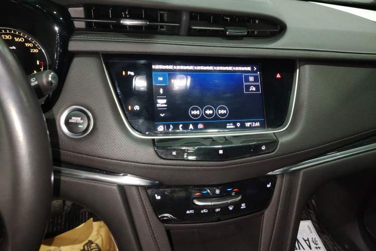 Used Cadillac XT5 2020 Revised Version 28T Luxury Edition Audio And AC Panel