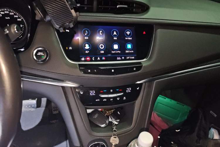 Used Cadillac XT5 2020 28T Luxury Version Audio And AC Panel