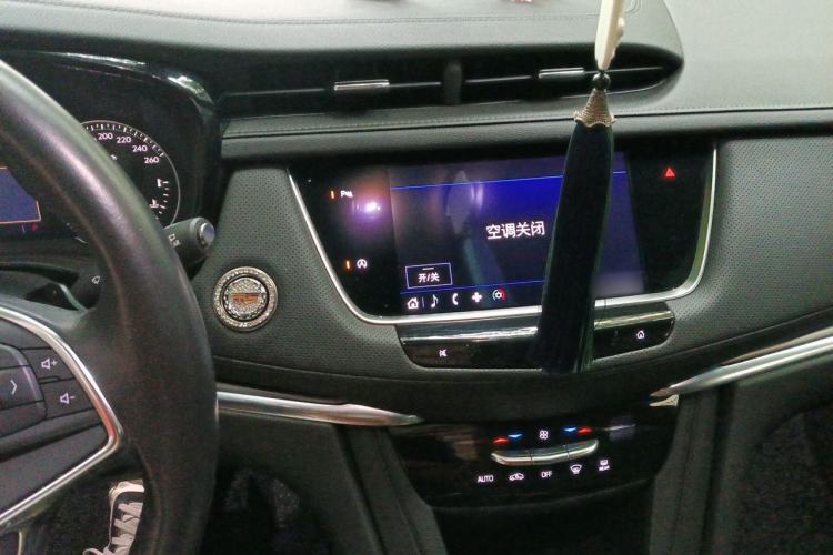 Used Cadillac XT5 2020 28T Tech Edition Audio And AC Panel