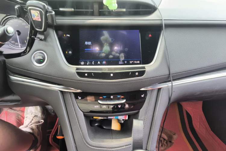 Used Cadillac XT5 2020 28T Four-Wheel Drive Luxury Version Audio And AC Panel
