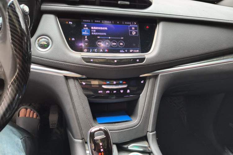 Used Cadillac XT5 2020 28T Luxury Version Audio And AC Panel