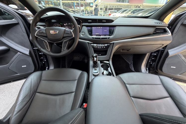 Used Cadillac XT5 2020 28T Luxury Version Audio And AC Panel