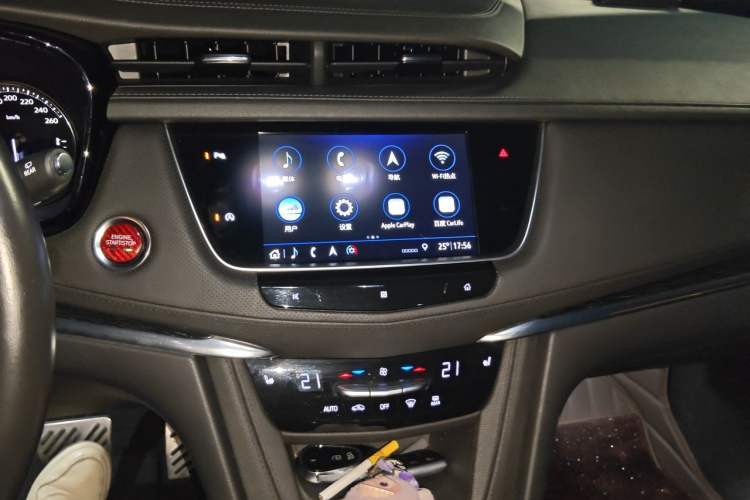Used Cadillac XT5 2020 28T Luxury Version Audio And AC Panel
