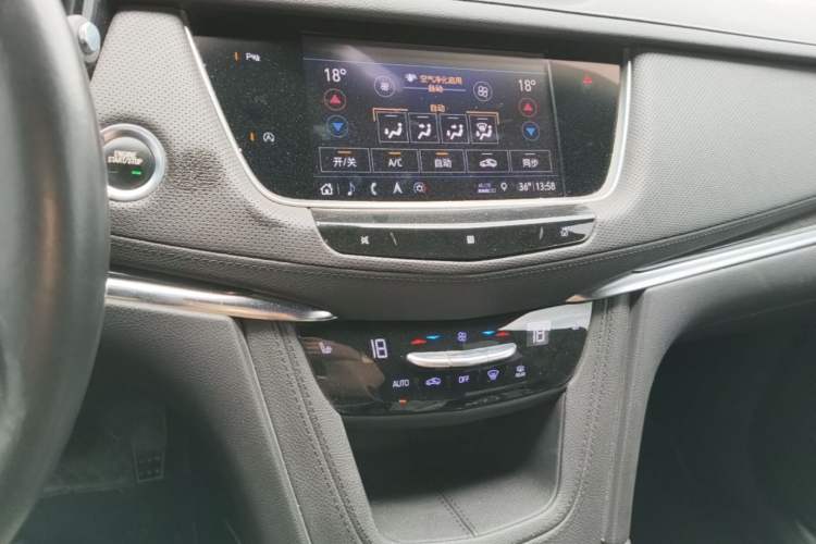 Used Cadillac XT5 2020 Revised Version 28T Four-Wheel Drive Luxury Edition Audio And AC Panel