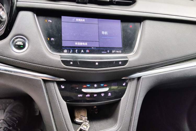 Used Cadillac XT5 2020 28T Luxury Version Audio And AC Panel