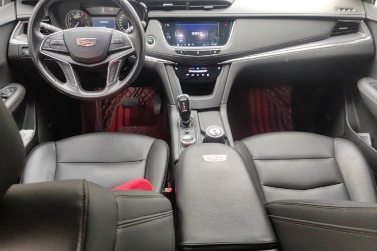 Used Cadillac XT5 2020 28T Four-Wheel Drive Tech Version Center Console