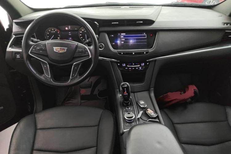 Used Cadillac XT5 2020 Revised Version 28T Luxury Edition Center Console