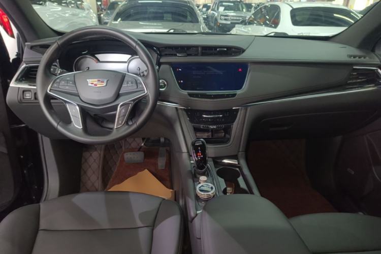 Used Cadillac XT5 2020 Revised Version 28T Four-Wheel Drive Luxury Edition Center Console