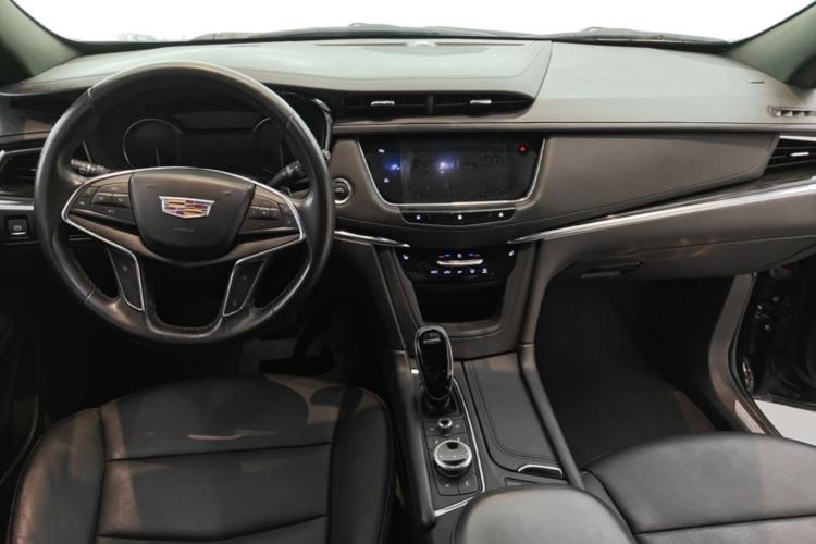 Used Cadillac XT5 2020 Revised Version 28T Luxury Edition Center Console