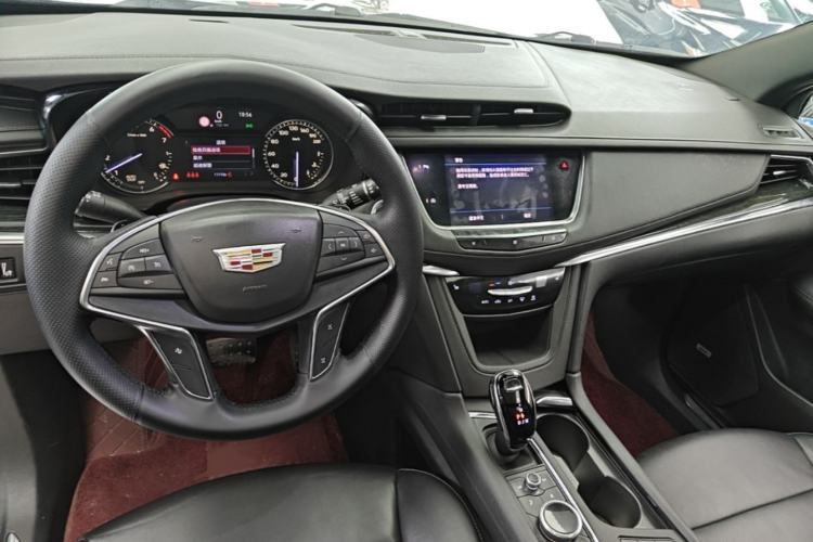 Used Cadillac XT5 2020 Revised Version 28T Luxury Edition Center Console