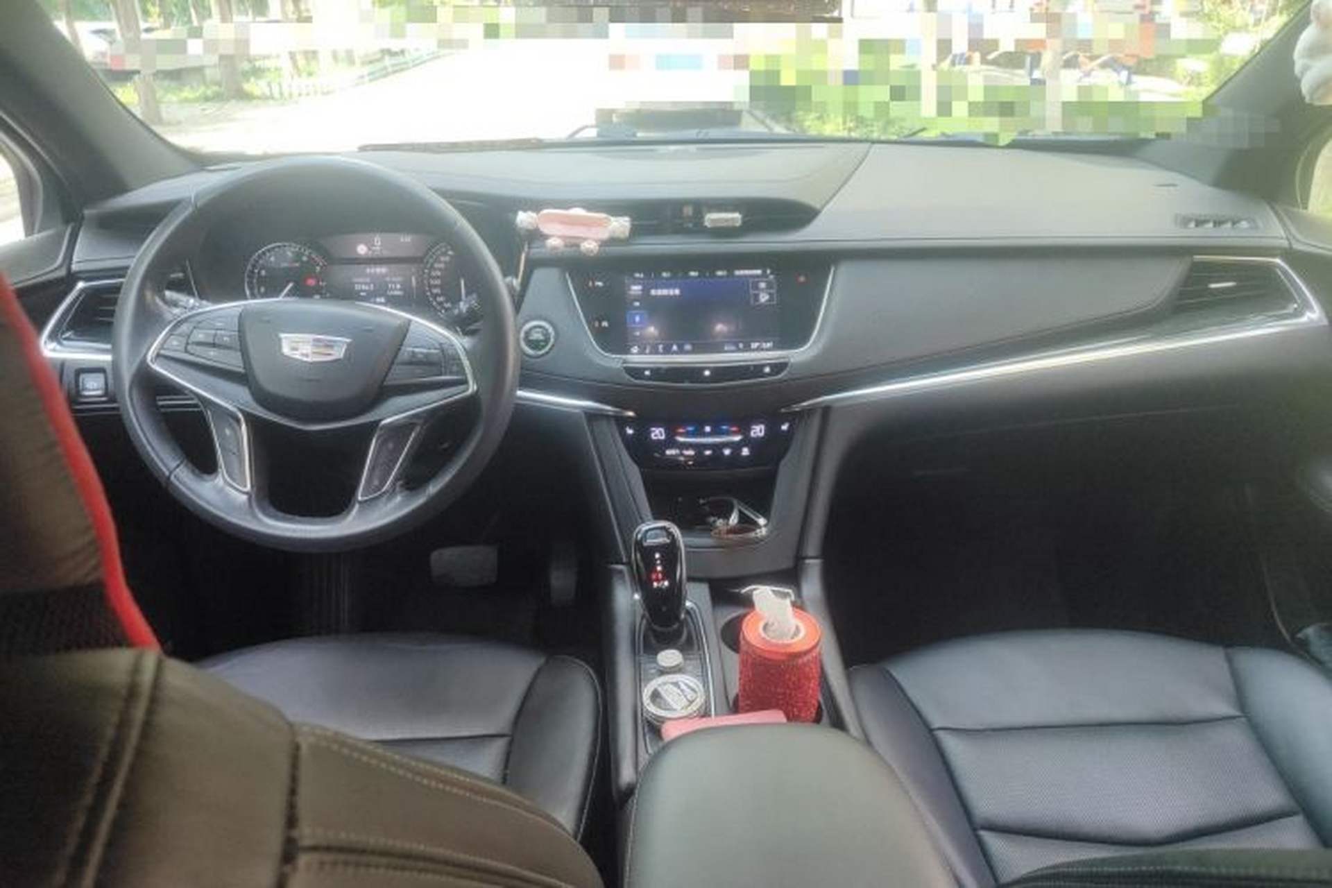 Used Cadillac XT5 2020 28T Luxury Version Center Console