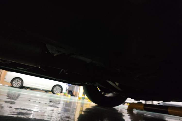 Used Cadillac XT5 2020 Revised Version 28T Luxury Edition Chassis Front Right