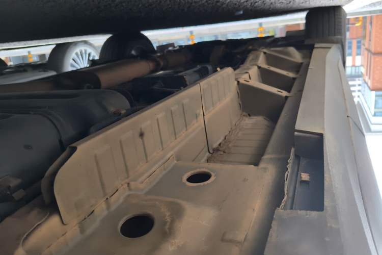 Used Cadillac XT5 2020 28T Luxury Version Chassis Rear Left