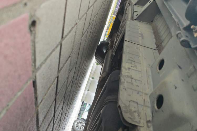 Used Cadillac XT5 2020 28T Luxury Version Chassis Rear Left