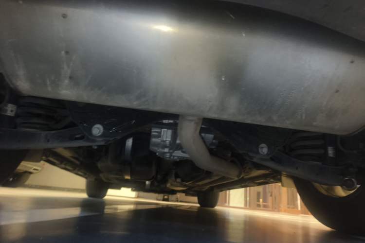 Used Cadillac XT5 2020 Revised Version 28T Four-Wheel Drive Tech Edition Chassis Rear