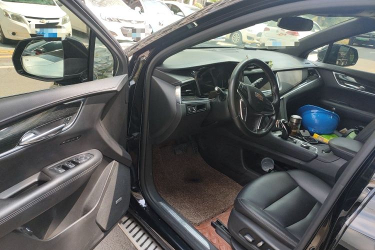 Used Cadillac XT5 2020 Revised Version 28T Luxury Edition Driver Seat