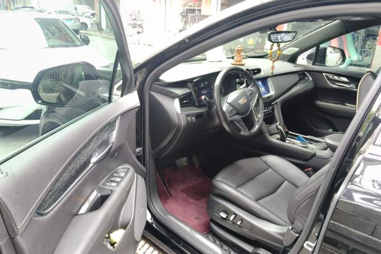 Used Cadillac XT5 2020 Revised Version 28T Luxury Edition Driver Seat