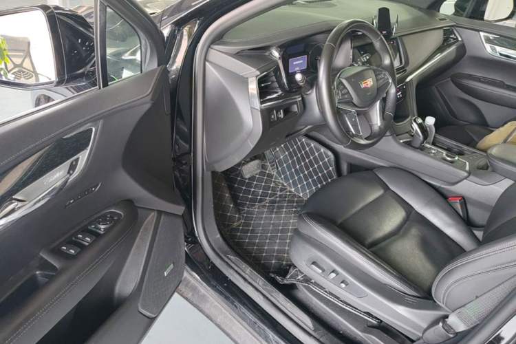 Used Cadillac XT5 2020 Revised Version 28T Luxury Edition Driver Seat