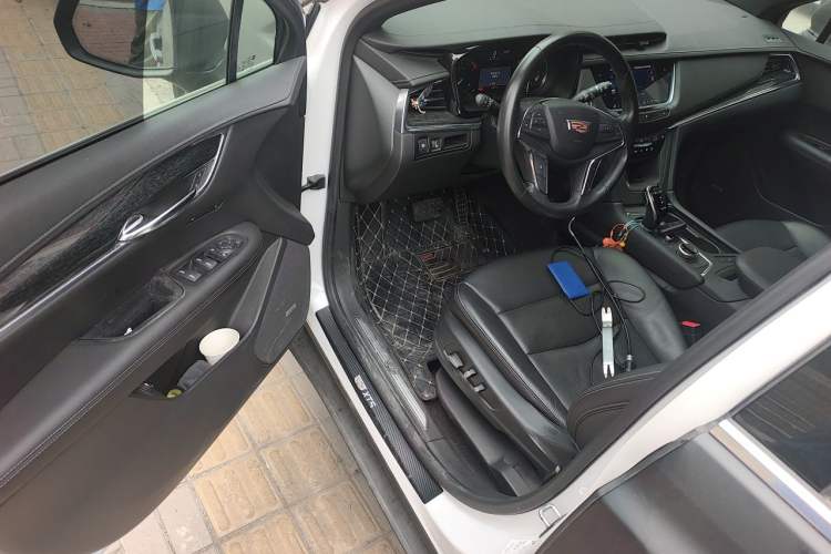 Used Cadillac XT5 2020 Revised Version 28T Luxury Edition Driver Seat