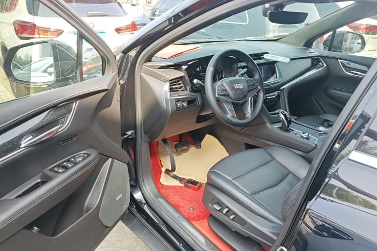 Used Cadillac XT5 2020 Revised Version 28T Luxury Edition Driver Seat