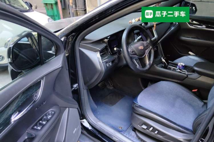Used Cadillac XT5 2020 28T Luxury Version Driver Seat