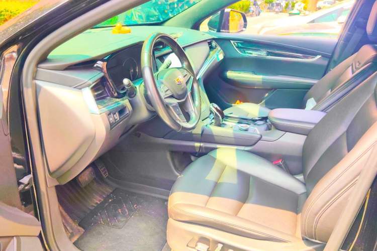 Used Cadillac XT5 2020 Revised Version 28T Luxury Edition Driver Seat