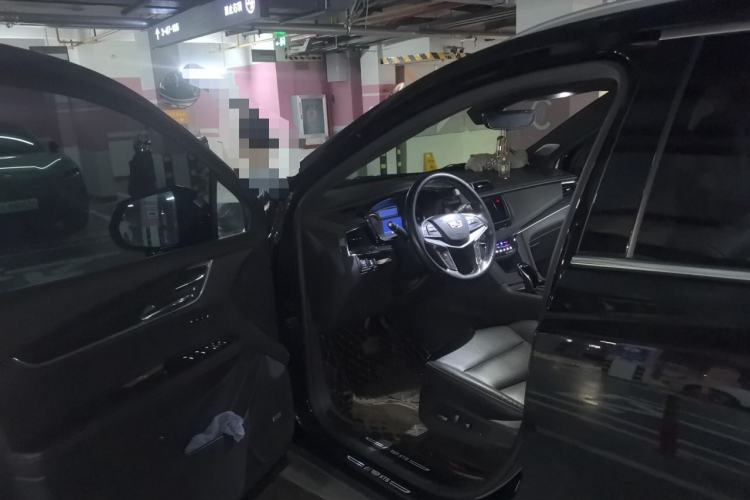 Used Cadillac XT5 2020 Revised Version 28T Luxury Edition Driver Seat