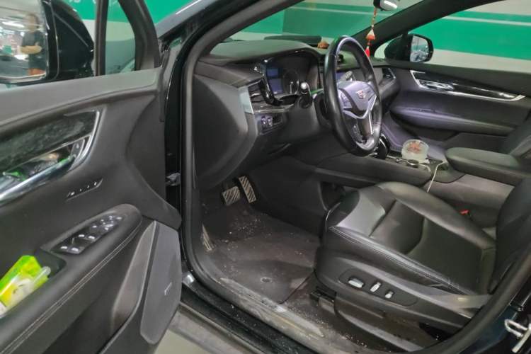 Used Cadillac XT5 2020 Revised Version 28T Luxury Edition Driver Seat