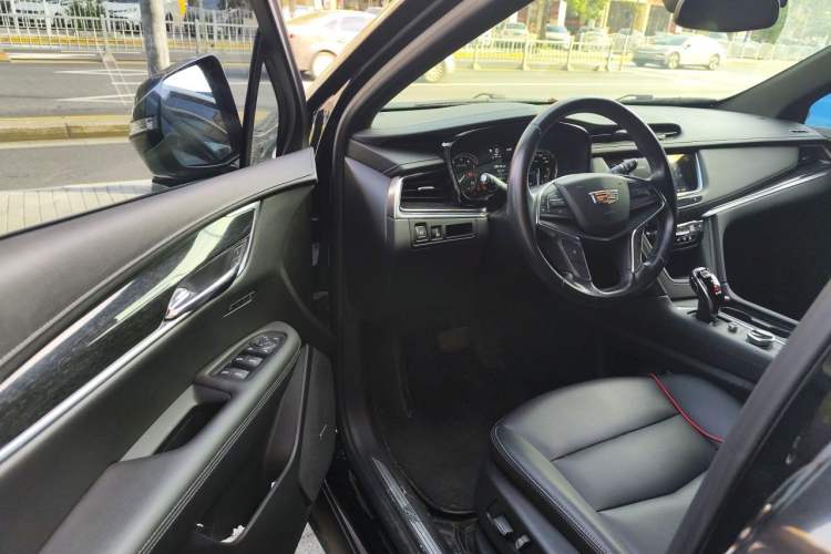 Used Cadillac XT5 2020 Revised Version 28T Four-Wheel Drive Luxury Edition Driver Seat