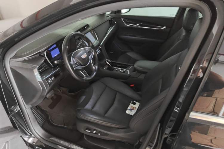 Used Cadillac XT5 2020 Revised Version 28T Luxury Edition Driver Seat