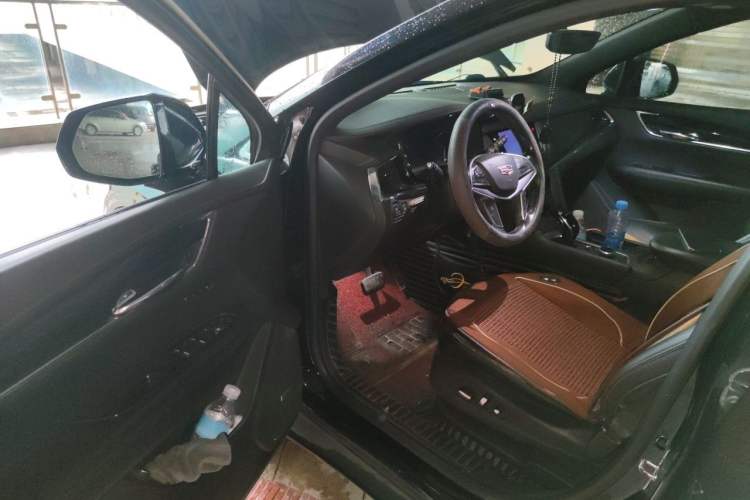 Used Cadillac XT5 2020 28T Luxury Version Driver Seat