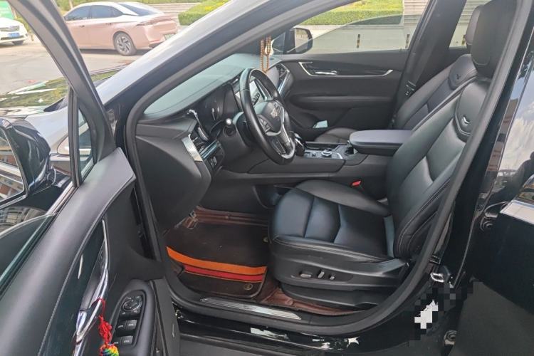 Used Cadillac XT5 2020 Revised Version 28T Luxury Edition Driver Seat