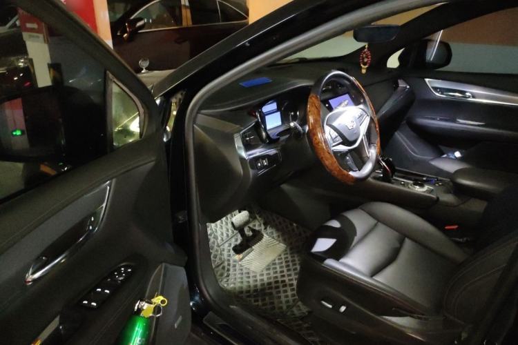Used Cadillac XT5 2020 28T Four-Wheel Drive Luxury Version Driver Seat