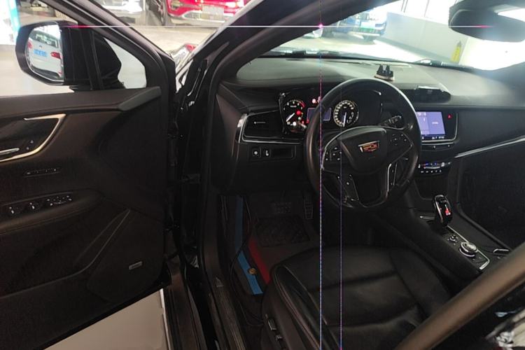 Used Cadillac XT5 2020 28T Luxury Version Driver Seat