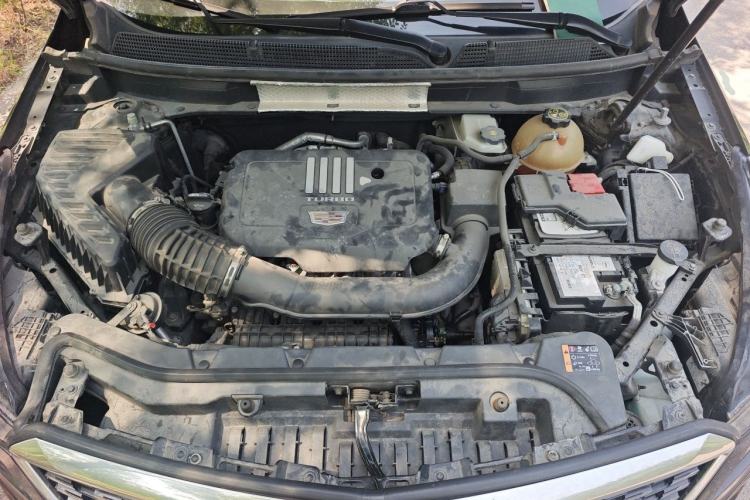 Used Cadillac XT5 2020 Revised Version 28T Luxury Edition Engine Bay