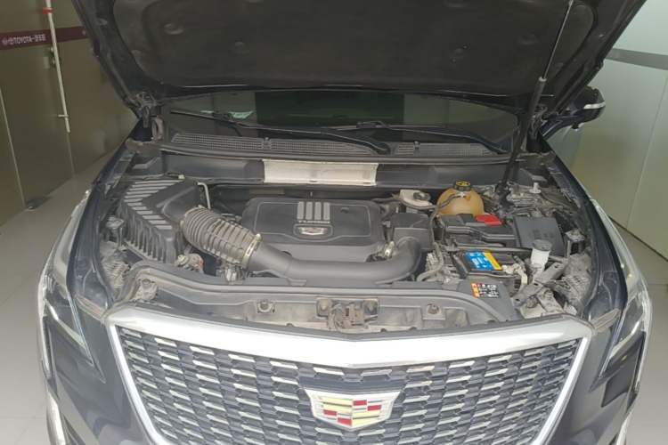 Used Cadillac XT5 2020 Revised Version 28T Luxury Edition Engine Bay