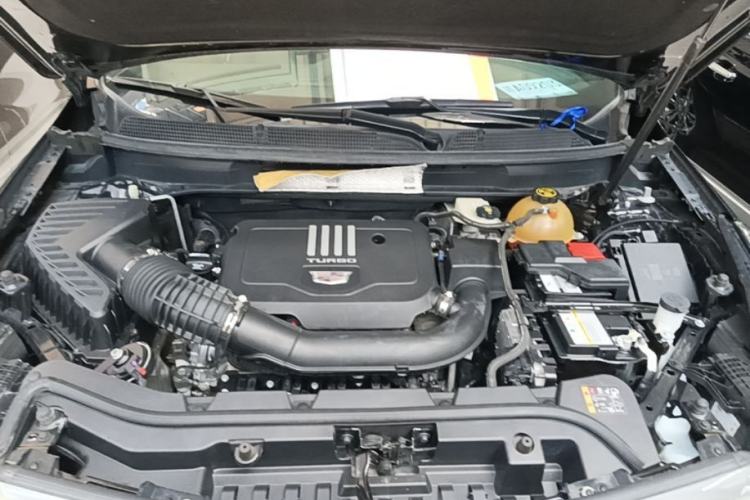 Used Cadillac XT5 2020 Revised Version 28T Luxury Edition Engine Bay