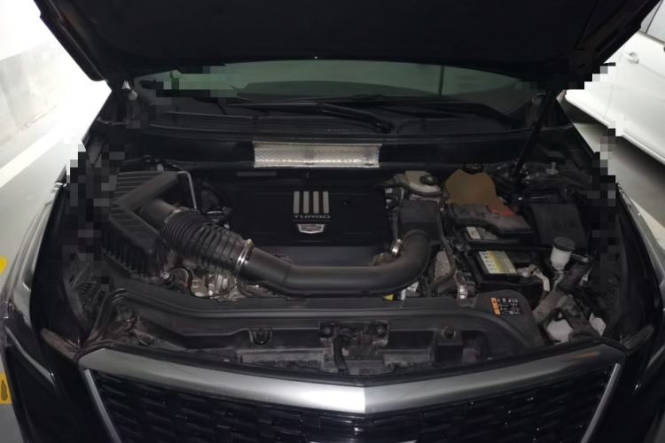 Used Cadillac XT5 2020 Revised Version 28T Luxury Edition Engine Bay