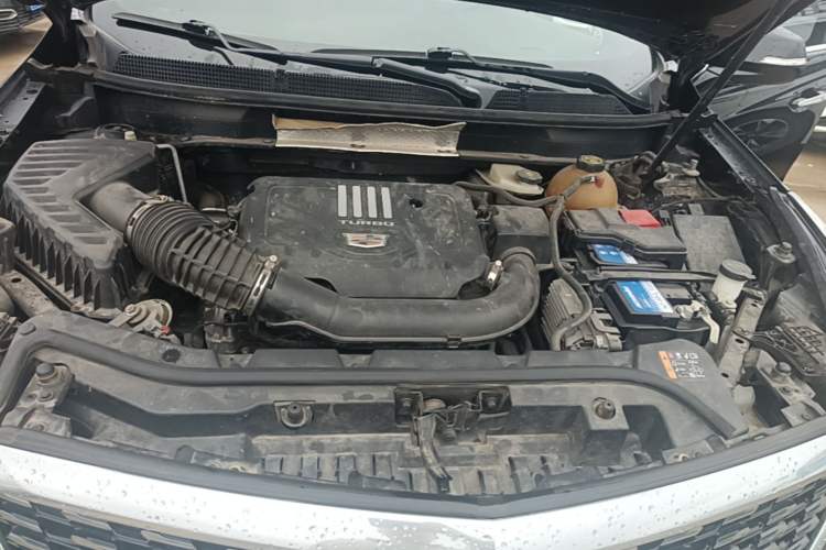 Used Cadillac XT5 2020 Revised Version 28T Luxury Edition Engine Bay