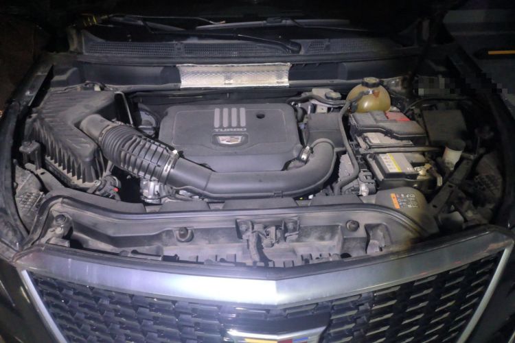 Used Cadillac XT5 2020 28T Four-Wheel Drive Tech Version Engine Bay