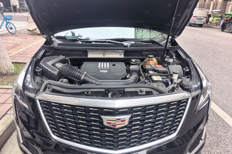 Used Cadillac XT5 2020 28T Luxury Version Engine Bay